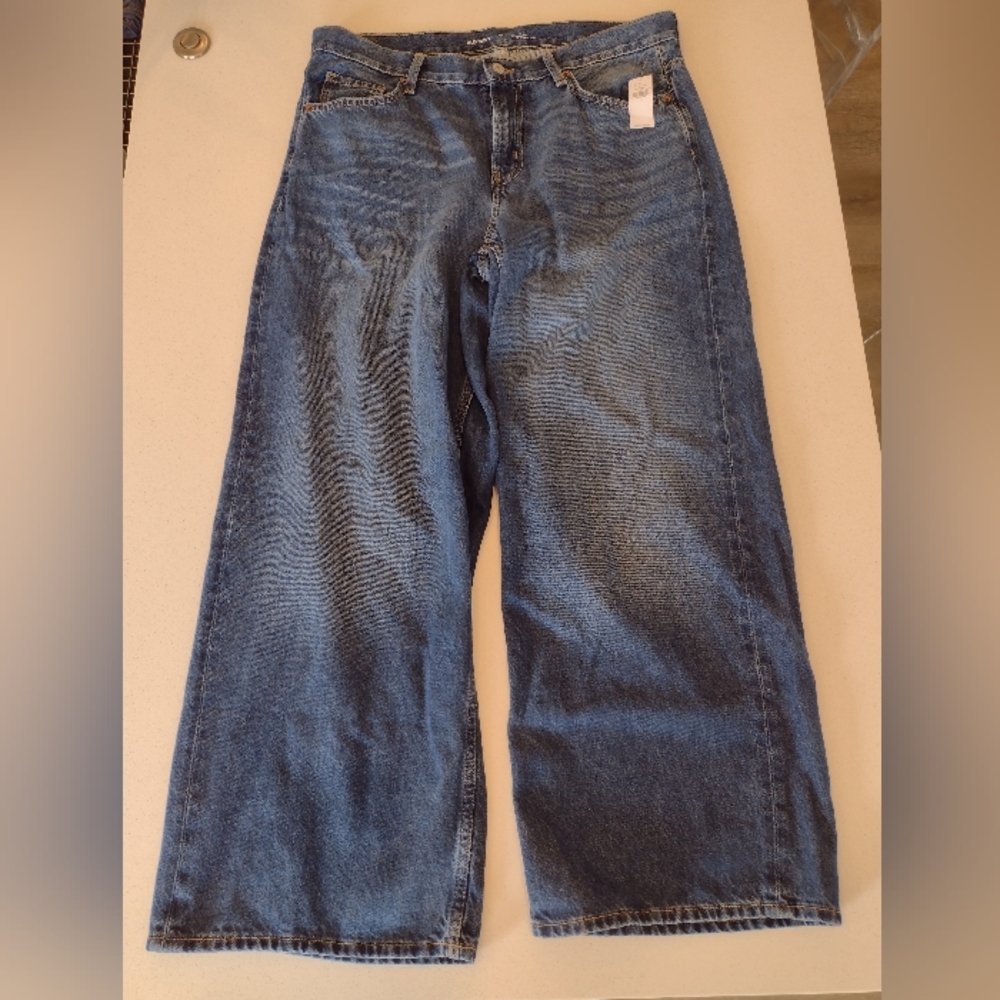 Wide leg jeans